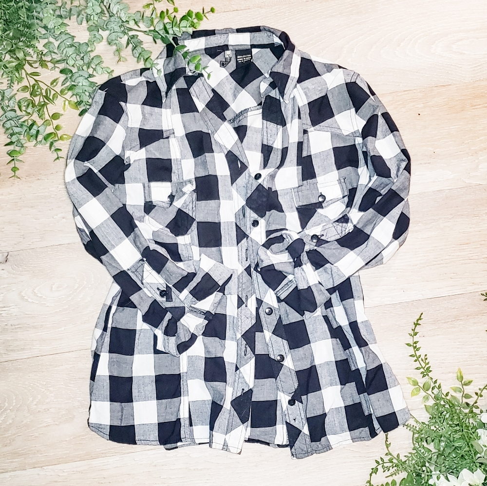 Grey buffalo plaid button down